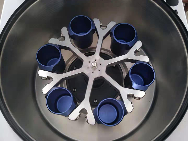 Large Capacity 3000ml Centrifuge Tabletop Centrifuge for Multiple Industries Low Speed Refrigerated Lab Centrifuge