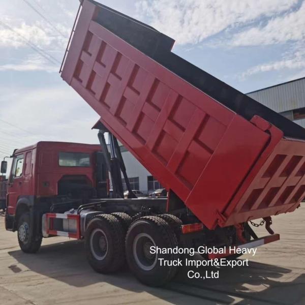 Chine Original tout neuf ou d'occasion Sinotruk / HOWO / remorque / remorqueur / déchargeur / déchargeur 6X4 8X4 10/12 déchargeur