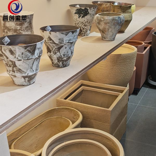 OEM Custom Shape Rotomolded Planter, Weather Resistant Large Plastic Flower Pot For Commercial Landscape Greening