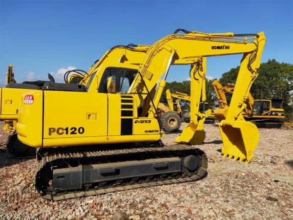                  Komatsu Excavator PC120-6 High Quality on Promotion, Used Origin Japan Track Digger Komatsu PC35 PC40 PC55 PC100 PC200 PC220 Hot Sale             