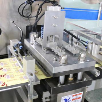 Three Toothbrush Blister Packing Machine Pneumatic With PLC Control