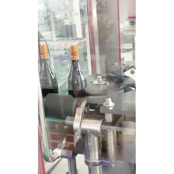 Fully automatic double head round bottle labeling machine CH-306 neck label automatic labeling machine