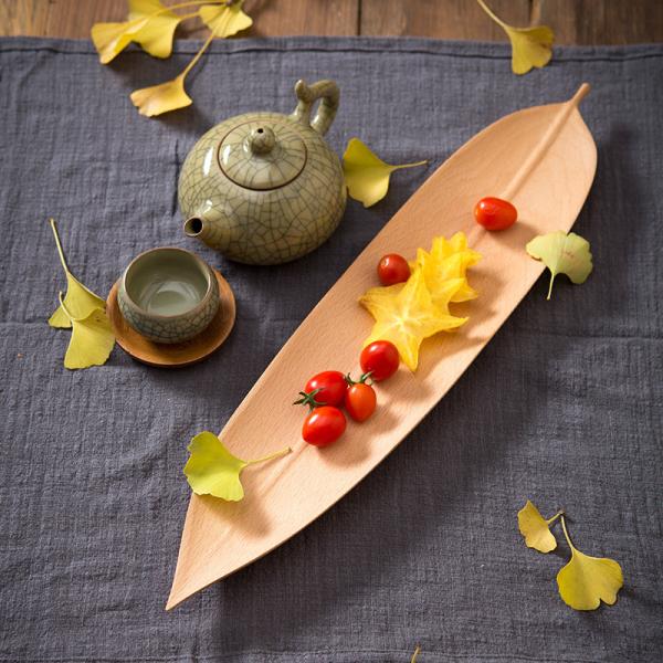 Hand Carved Diy Wood Serving Tray , Wooden Coffee Table Tray Leaf Shaped