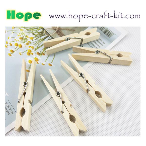 Natural Wood Color Solid Wooden Clothpins Clips Pegs with Animal Fruit Christmas Pattern for Kids DIY craft material
