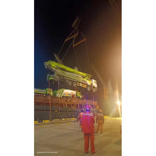 Подержанная используемая высота тележки 1370mm насоса Benz 56m Zoomlion конкретная питаясь