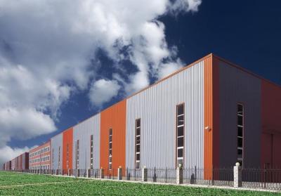 Bâtiment en acier galvanisé avec toit en tôle d'acier