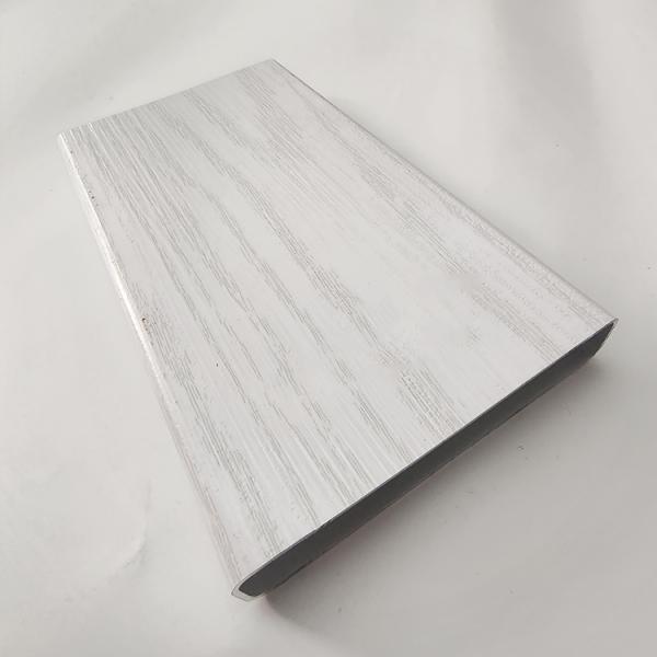 5.8-6.0M Length 3D Wood Grain Aluminium Extrusion Profiles for Windows Doors Pergola Floor