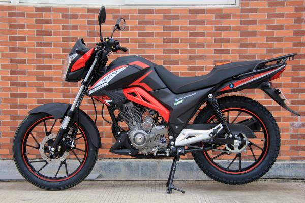 Alloy 150cc Street Sport Motorcycles Single Cylinder Touring Bike With LED Light Strip