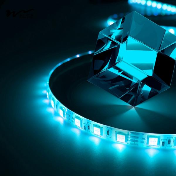 Self-Adhesive Design Bluetooth Music LED Strip for Bedroom Atmosphere Enhancement