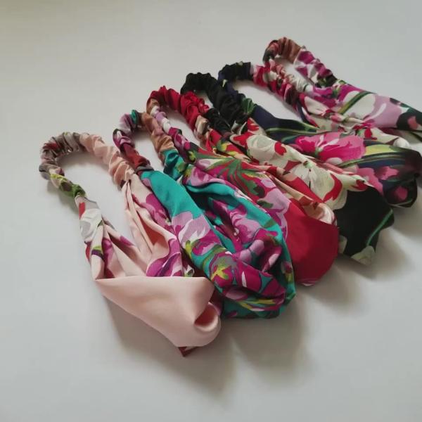 Christmas Gorgeous Silk Hair Accessory , Warrens 100g Silk Hair Scrunchies