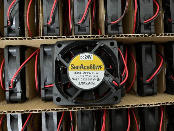 9WF0624H702  DC Fans DC Fan, 60x60x15mm, 24VDC, Oil Proof, O Sensor