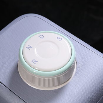 Отличный интерьер, богатая конфигурация и модный дизайн в Lingbao Box EV New Car