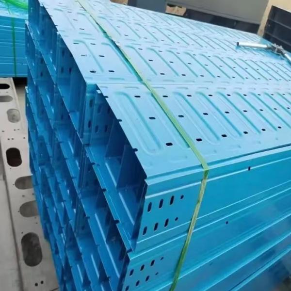 Indoor Or Outdoor Cable Support Tray With Mold Extruded Cable Tray Height 25mm 150mm