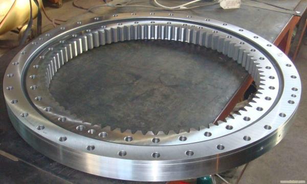 Slewing Circle Swing Circle Hitachi Excavator Parts 9129521 4376753 9184497 9169646