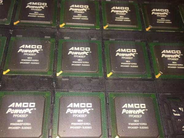 AM29LV040B-70JF   --- 4 Megabit (512 K x 8-Bit) CMOS 3.0 Volt-only, Uniform Sector 32-Pin Flash Memory