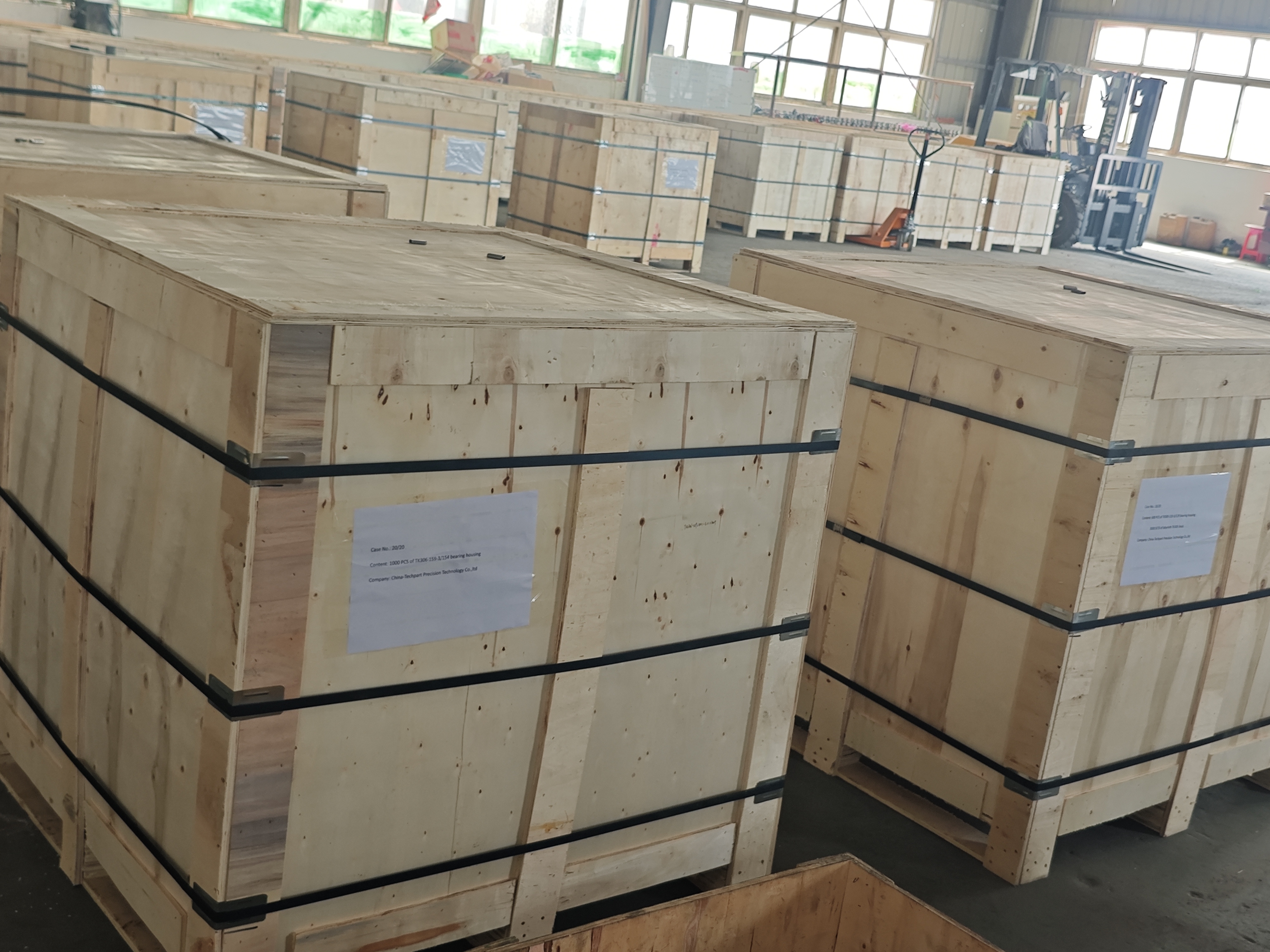 TKII Standard Cast Iron Bearing Housing Stable Operation TK Type Bearing Seat For Mechanical Processing Equipment