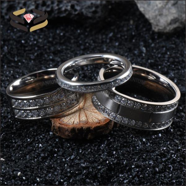 Anillos de Titanio de Plata de 8 mm con incrustación de zircón cúbico