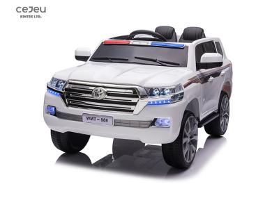 2 crianças de Seater montam no passeio de Toy Car Toyota Head Police Suv sobre com Mp3