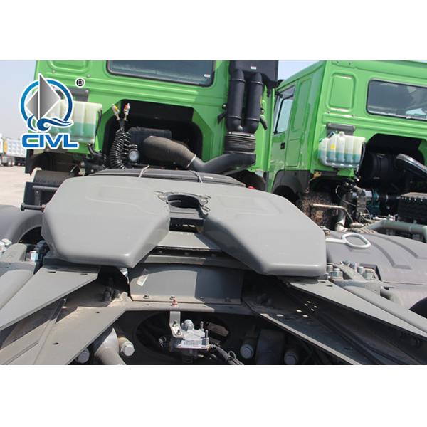 2017 NEW HOWO7 6X4 Tractor Head Tow Trucks with 10tires 371HP and Air pod 90# kingpin