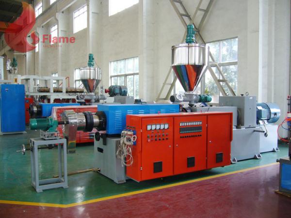 Hot Cutting Plastic Pelletizing Machine / Alloy Steel Twin Screw Plastic Extruder PVC