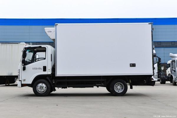 Keizu Isuzu 132 Horsepower 4x2 4.07 Meters Refrigerated Truck