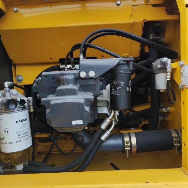 Вторая рука PC240LC-8 Komatsu 20 тонн ползучий экскаватор Использованный Komatsu PC240LC-8 PC220-8 Гидравлический ползучий экскаватор