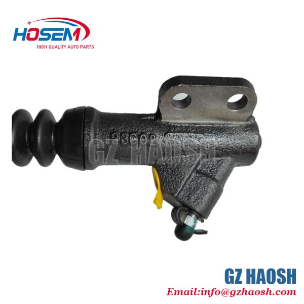 Isuzu DMAX RM 2 Clutch Slave Cylinder C8979490060 with Precision Forged Construction