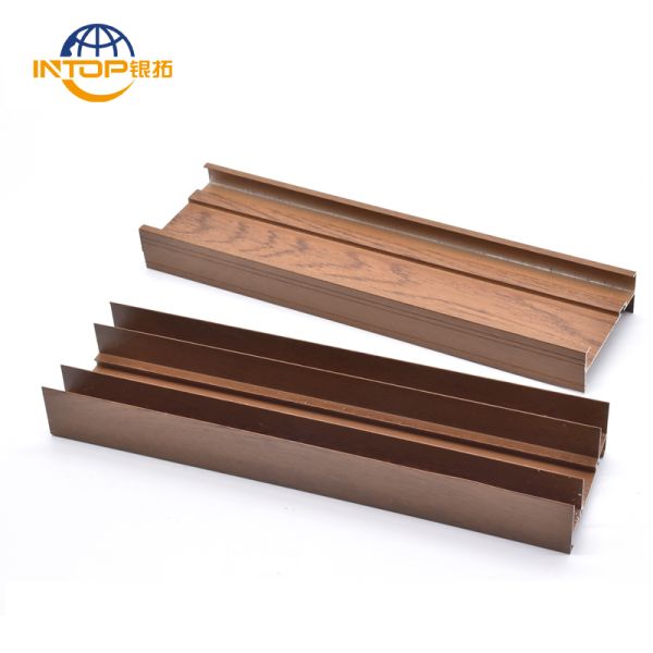 Wood Grain Window  Aluminum Frame Profiles 5.8m 15 Years Quality Guarantee