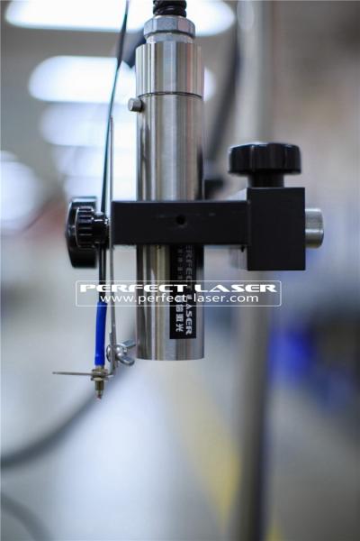 Impressora a jato de tinta industrial contínua em garrafa preta automática