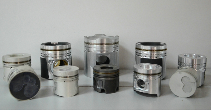 ME012858 Piston Set for Mitsubishi Fuso Canter Truck 4D31T/6D31T 3.3L Diesel Engine Aluminum Alloy 100mm Diameter OEM