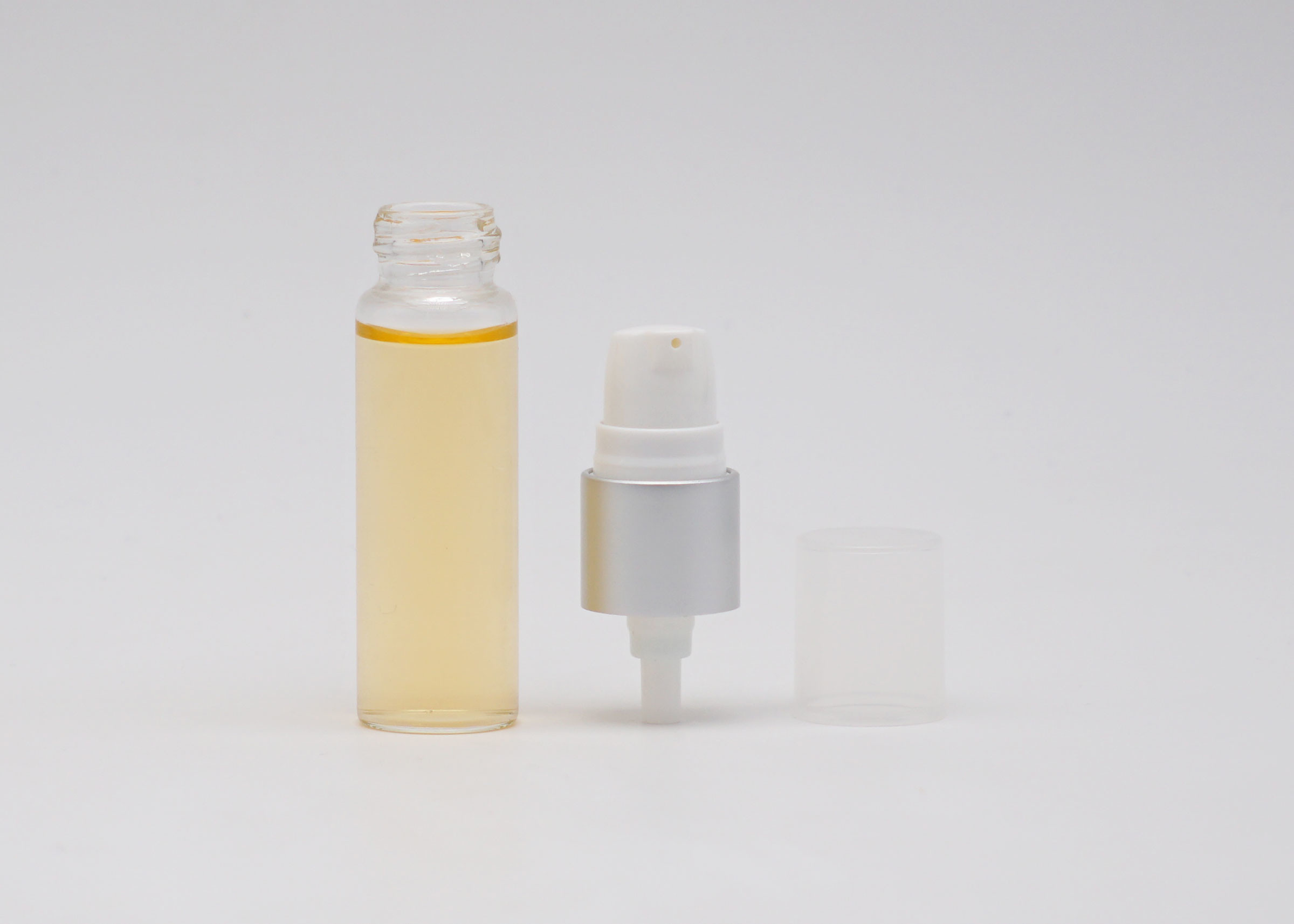цилиндр бутылок брызг образца духов ясности 8ml сформировал
