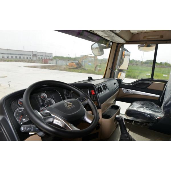 SINOTRUK HOWO TX 440HP 8X4 Camión con remache Construcción urbana Transporte por carretera