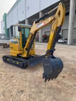 Exportação de escavadeiras pequenas e mini-escavadeiras XCMG XE35U em segunda mão