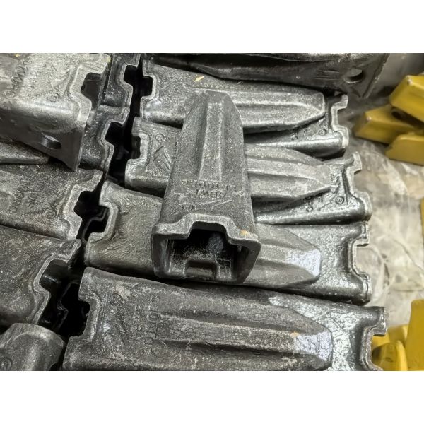 Excavator Bucket Part Rock Teeth Tooth SY75 Bucket Teeth LD100RC