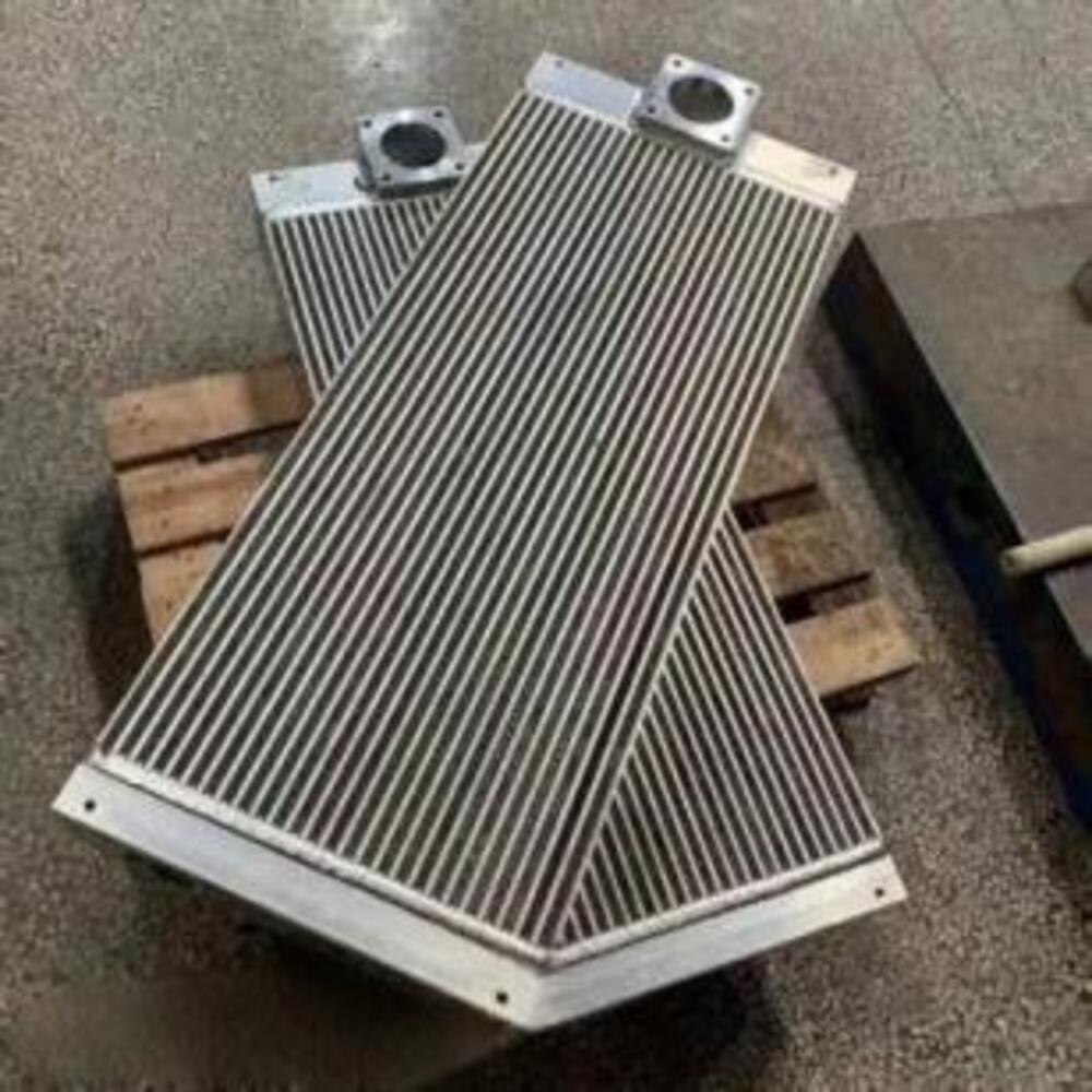 Large Rectangular Square Flange Top Single Port Vertical Plate Fin Tube Heat Exchanger