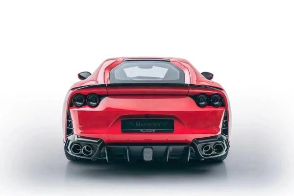 Pour la Ferrari 812 Kit de carrosserie en fibre de carbone 812 Style MSY mis à niveau Kit de carrosserie en fibre de carbone diffuseur de lèvres avant spoiler