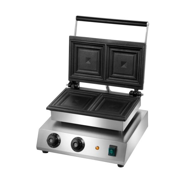 Stainless Steel Commercial Waffle Baker With Non Stick Coating 1.8KW Constant Temp
