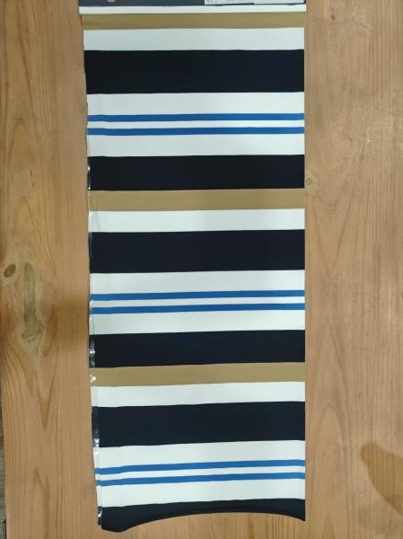 Tissu en maille rayée de coton et élasthanne 40S pour t-shirts