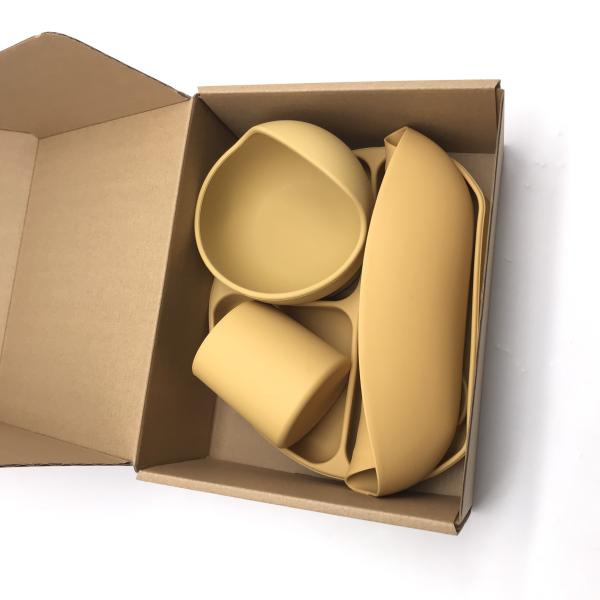 Eco Friendly Silicone Suction Divided Plate Colorful Baby Feeding Necessities PVC Free