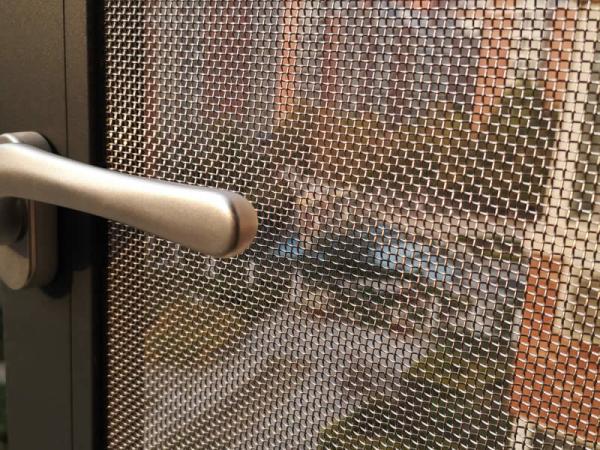 Proper Price Top Quality  Factory quality direct woven net, used for window screen to prevent animal damage