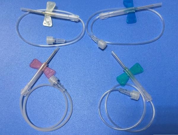 Disponível Eo Sterilizado Scalp Vein Set No 24 Neonatal para uso médico