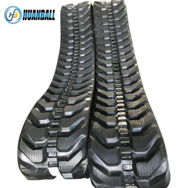 Customize Komatsu CD30r 320mm Wide Excavator Rubber Track Size 320*90*58 for Road