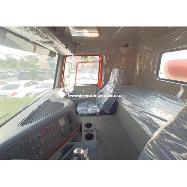 3C Sinotruk Howo Ready Mix Concrete Truck 371hp 10 Wheels Lhd 6x4