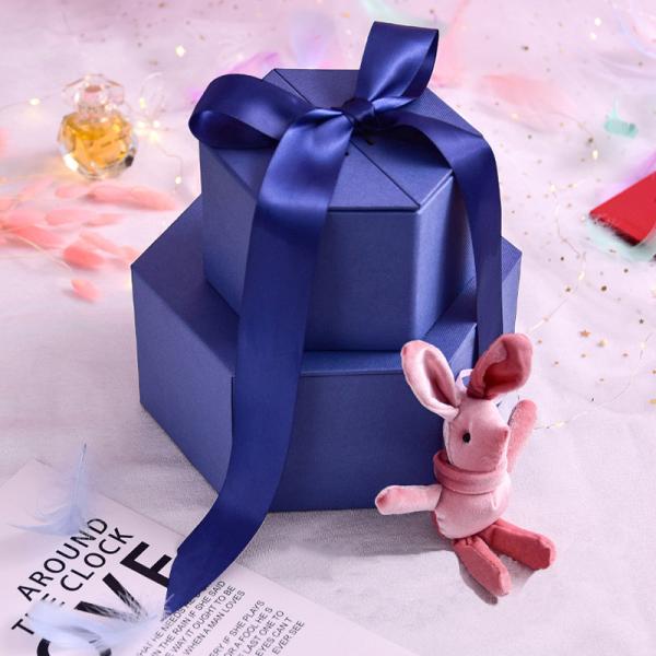 Custom Packaging Box Luxury Wedding  Gift Box Cardboard Magnetic Gift Box With Ribbon