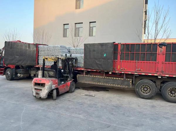 Heavy Duty Galvanized Steel Gabion Box Mesh Long Lasting Construction 120x150 Size