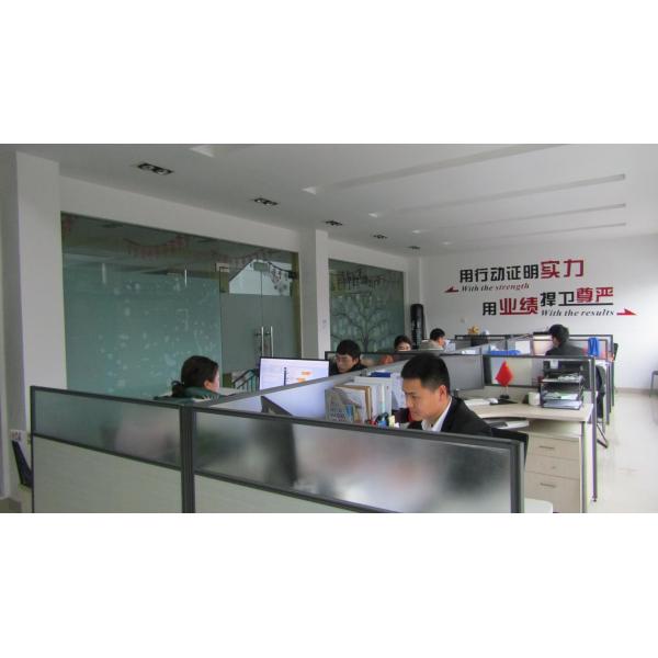 Соединитель HJ-6 трубки металла утюга прямоугольный постный на система 2.3mm производственной линии