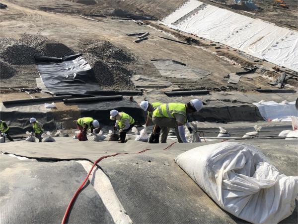 1mm 2mm HDPE Geomembranas for Landfill Dam Construction in Black White Blue or Green