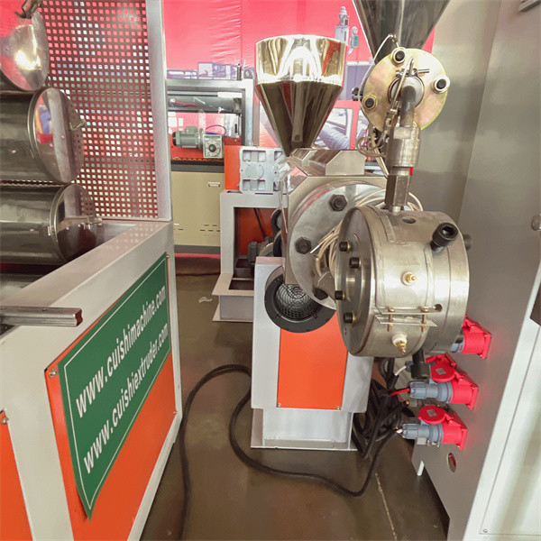 Máquina de extrusión profesional para mangueras de jardín reforzadas con plástico PVC