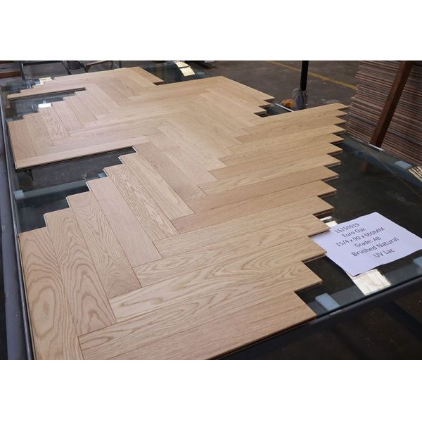 White Oak Herringbone Parquet Flooring with Matt 5-10% Finish and 25 Years Residential Warranty
