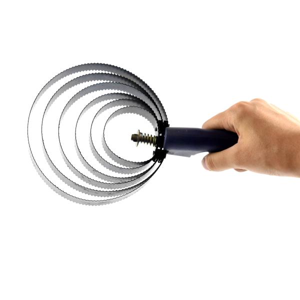 6 Loops Horse Grooming Curry Comb , Reversible Black Metal Curry Comb For Horses